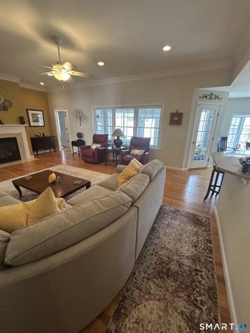 6 North Hollow East Hampton CT 06424
