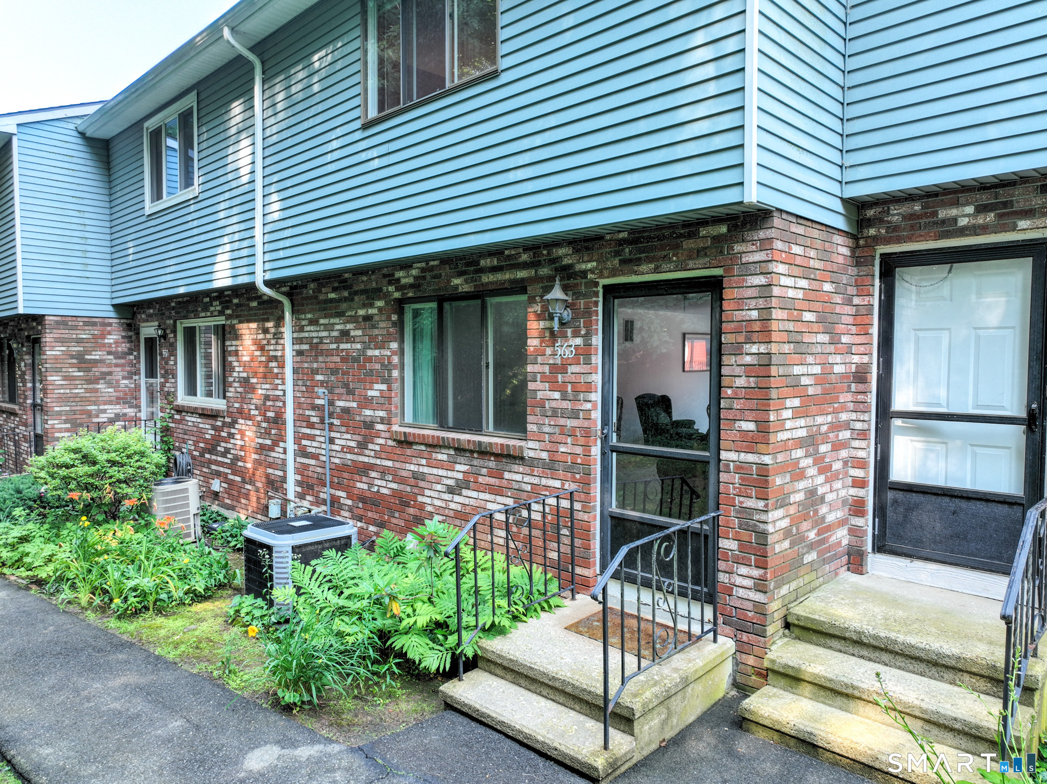 563 Churchill Drive Newington CT 06111