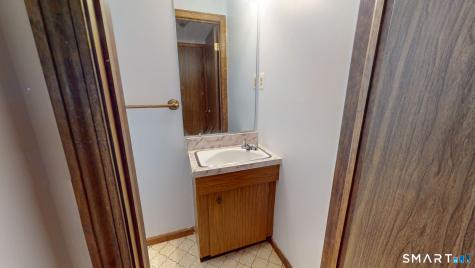 563 Churchill Drive Newington CT 06111