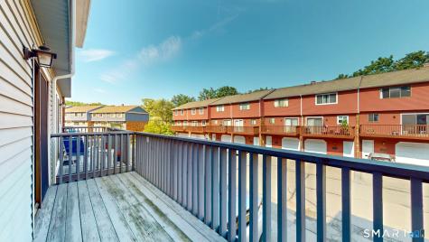 563 Churchill Drive Newington CT 06111