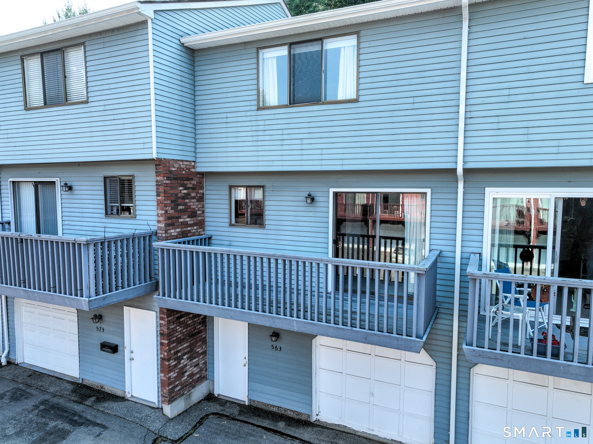 563 Churchill Drive Newington CT 06111