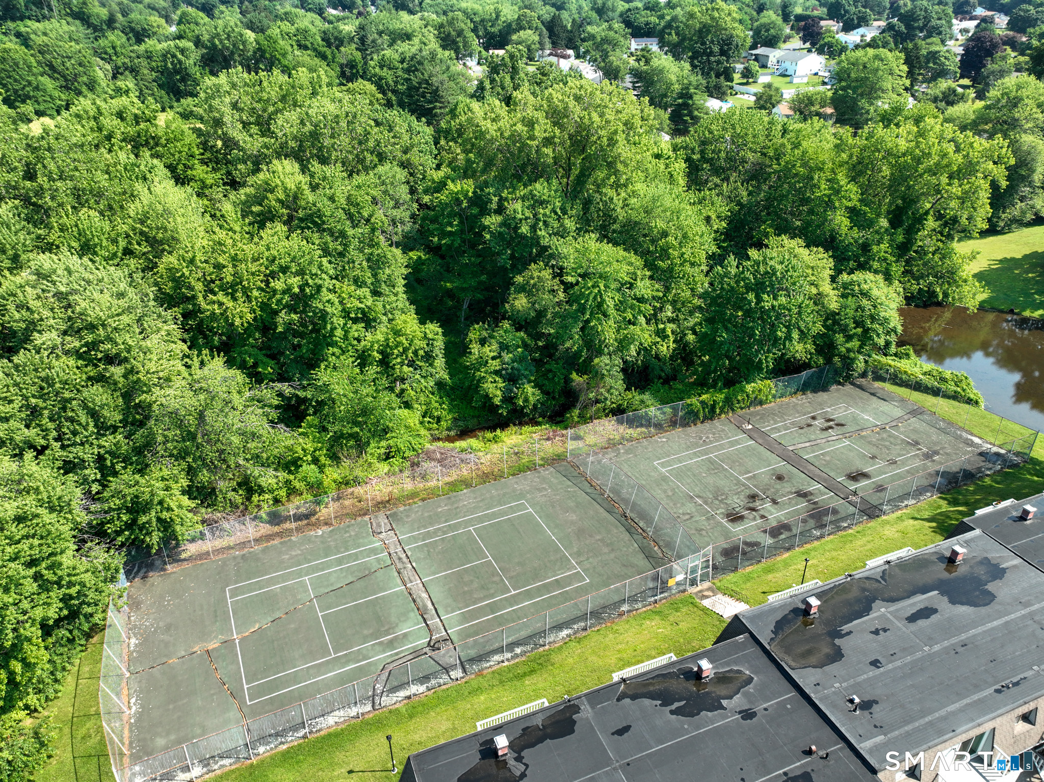 563 Churchill Drive Newington CT 06111