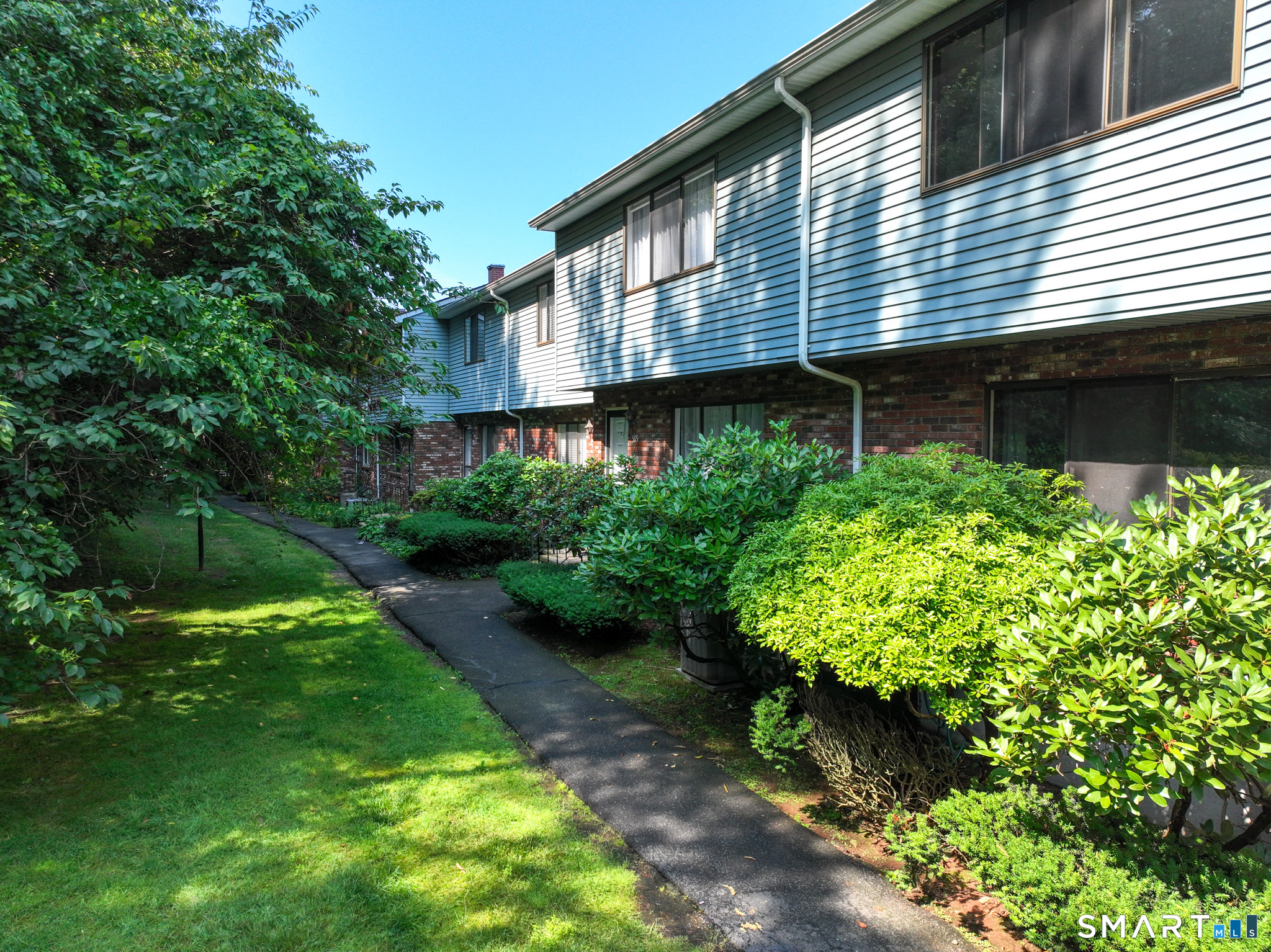 563 Churchill Drive Newington CT 06111