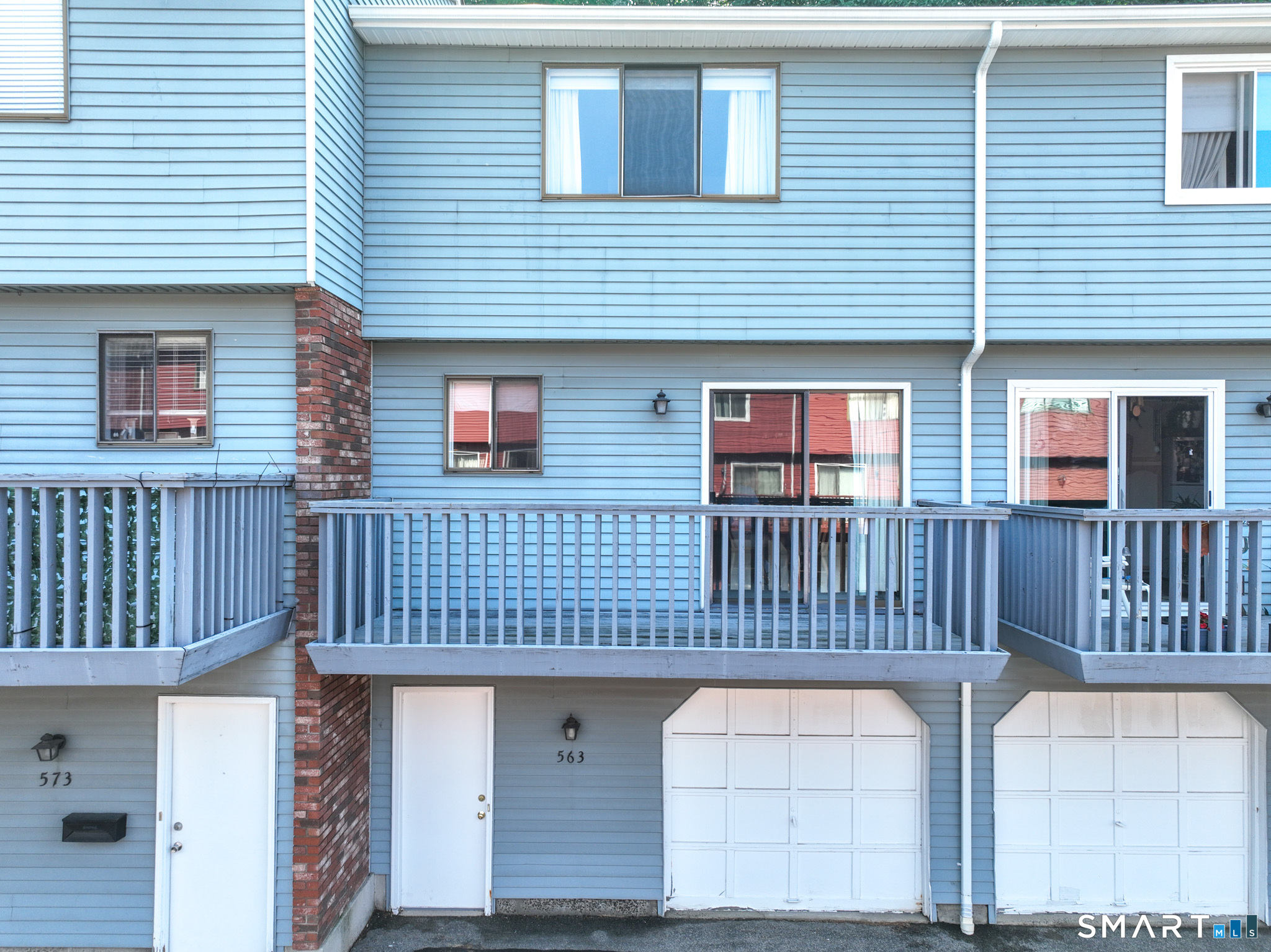 563 Churchill Drive Newington CT 06111