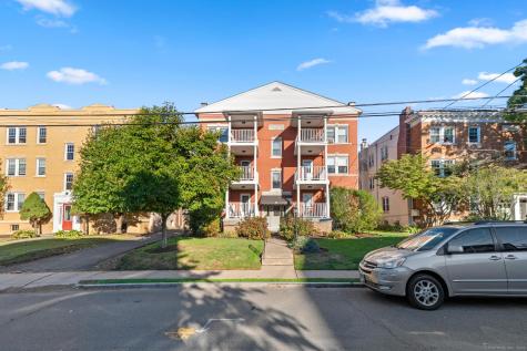 26 Robin Road West Hartford CT 06119