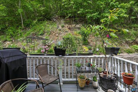 64 Stetson Place Danbury CT 06811