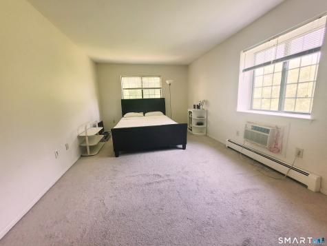 5 Essex Court Brookfield CT 06804