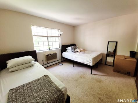 5 Essex Court Brookfield CT 06804