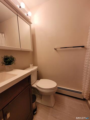 5 Essex Court Brookfield CT 06804
