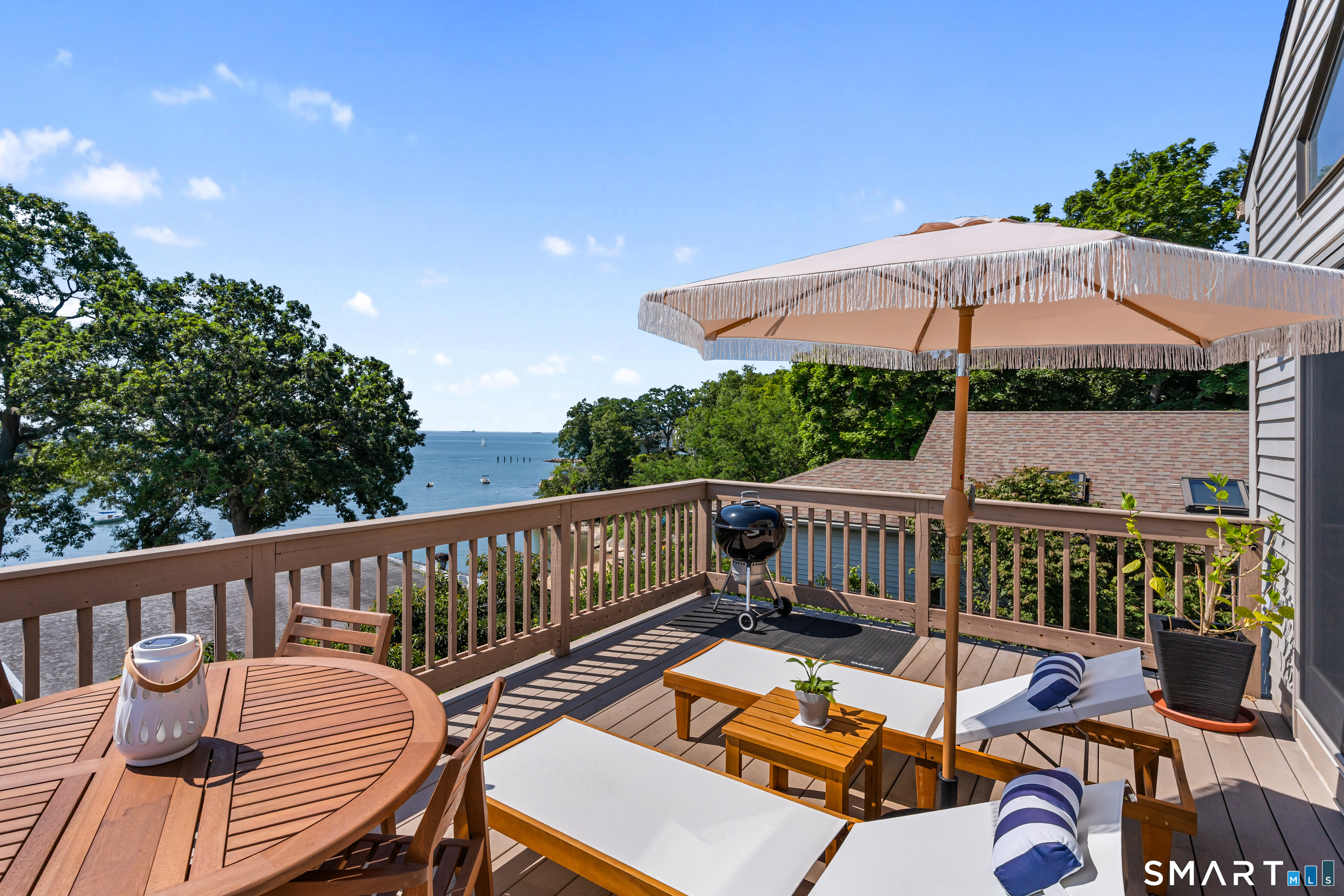 16 Whalers Point East Haven CT 06512
