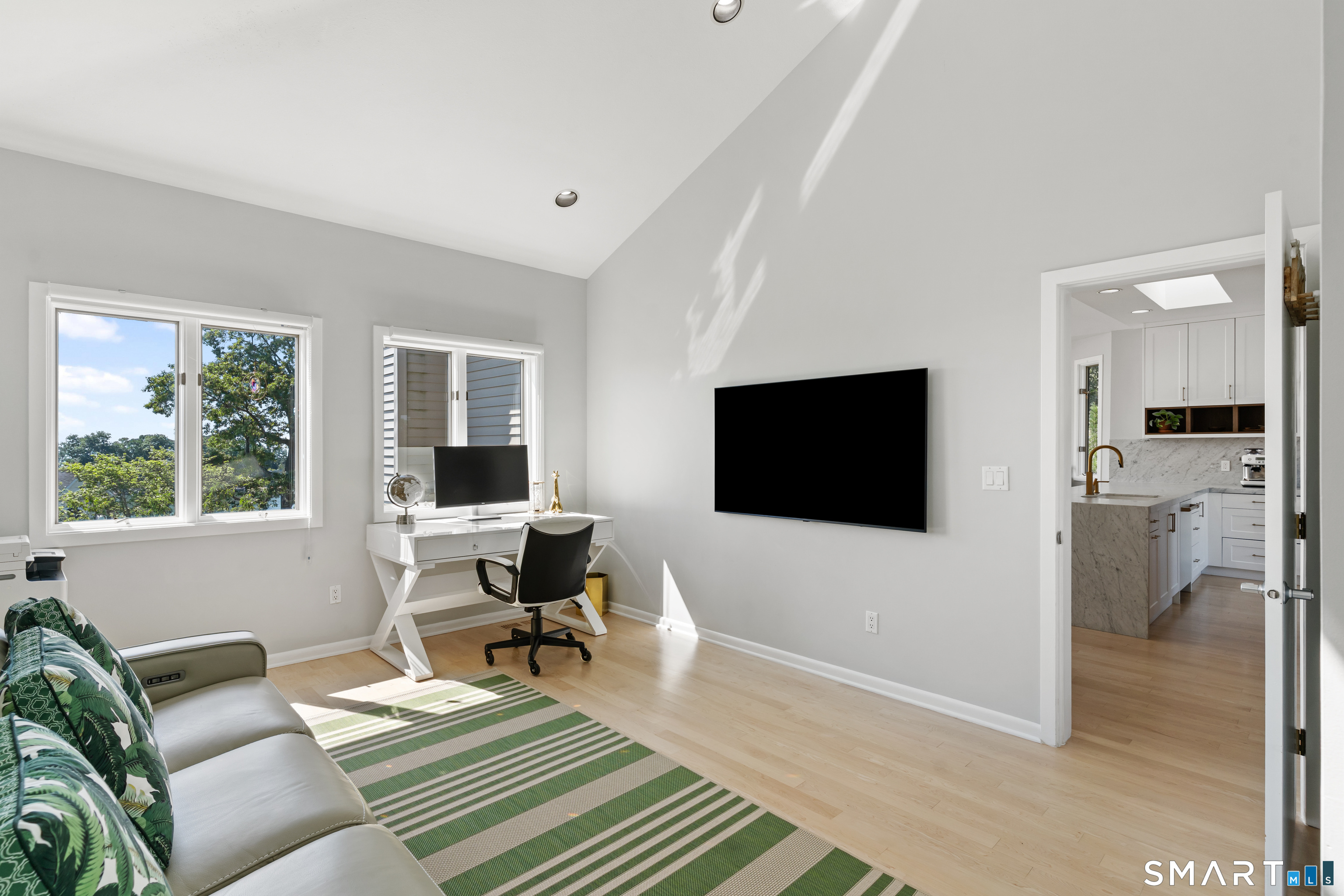 16 Whalers Point East Haven CT 06512