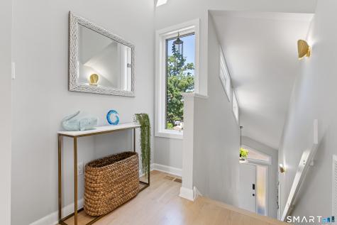 16 Whalers Point East Haven CT 06512