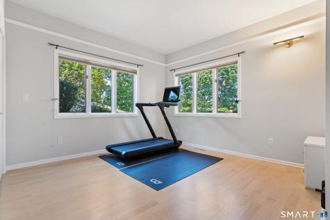 16 Whalers Point East Haven CT 06512