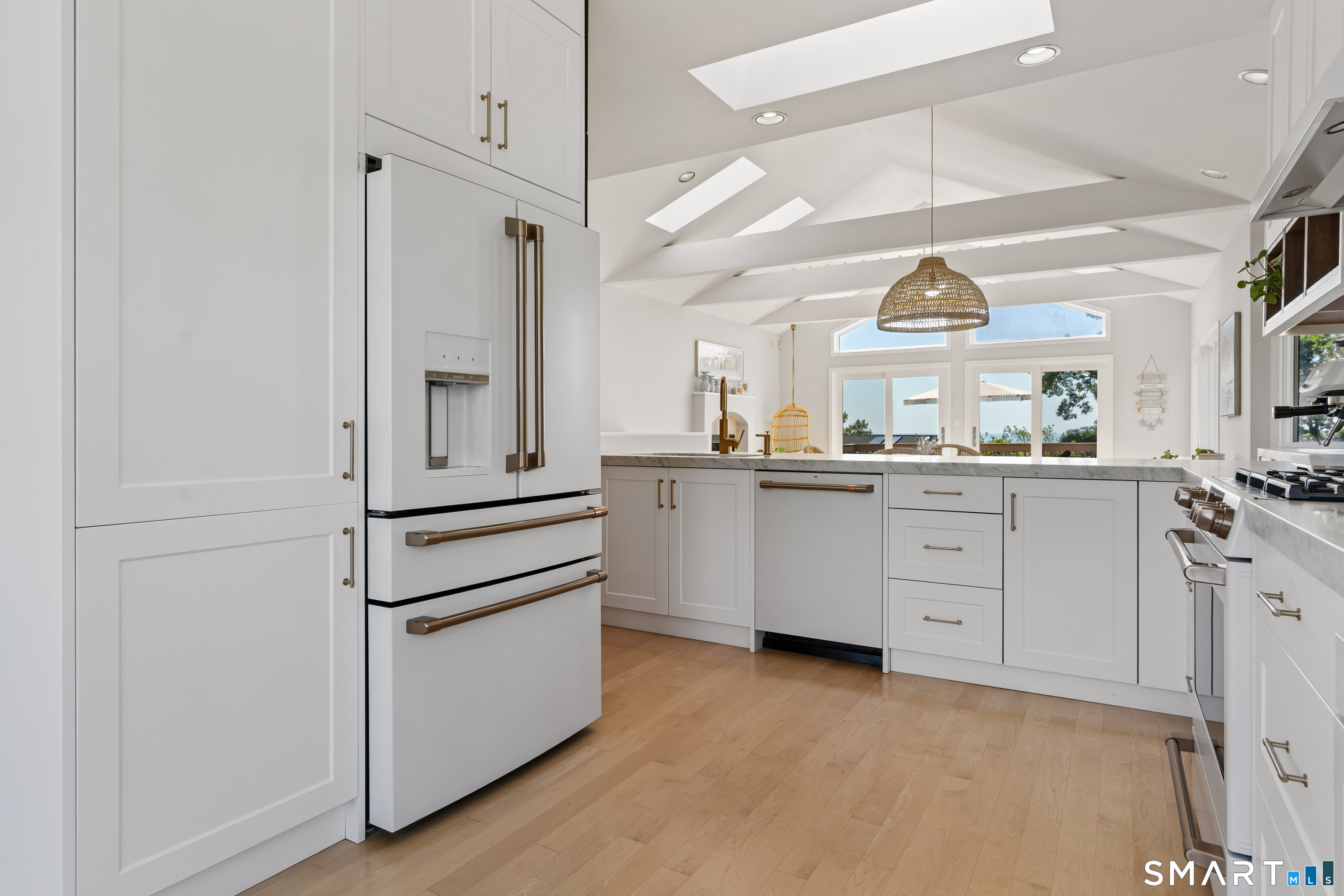 16 Whalers Point East Haven CT 06512