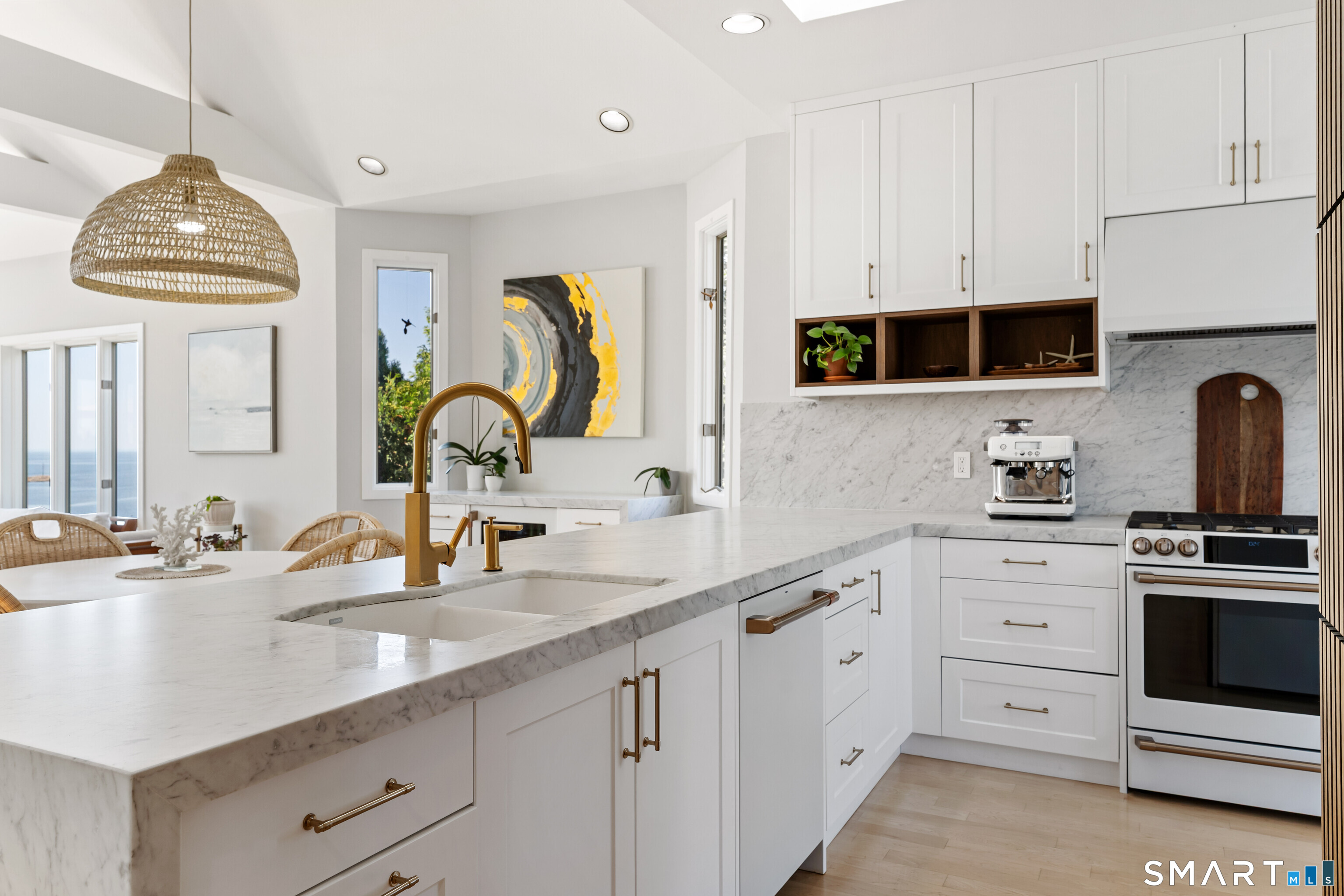 16 Whalers Point East Haven CT 06512