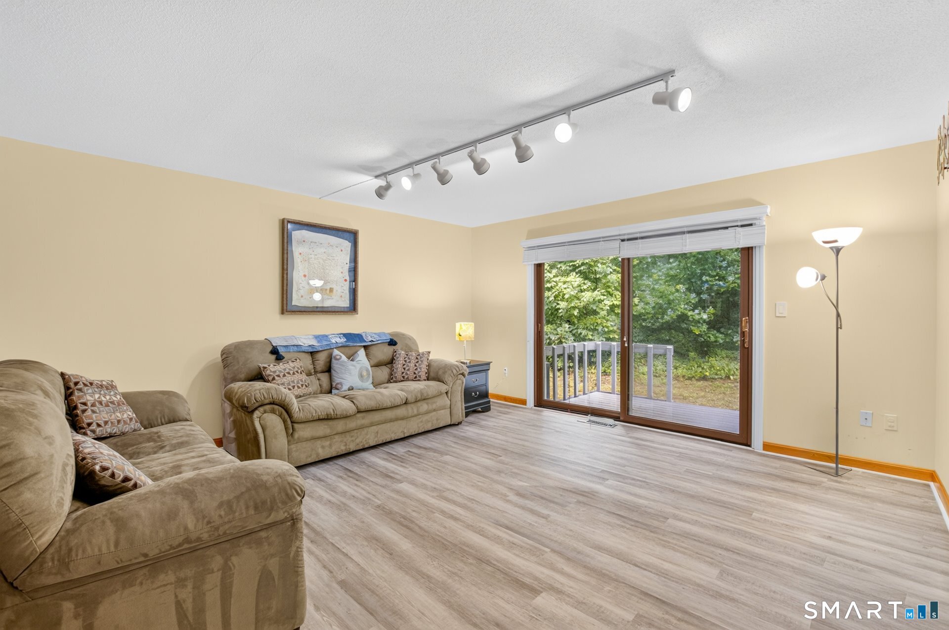 405 Timber Lane Canton CT 06019