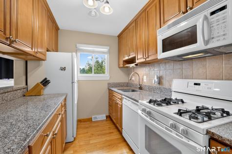 405 Timber Lane Canton CT 06019