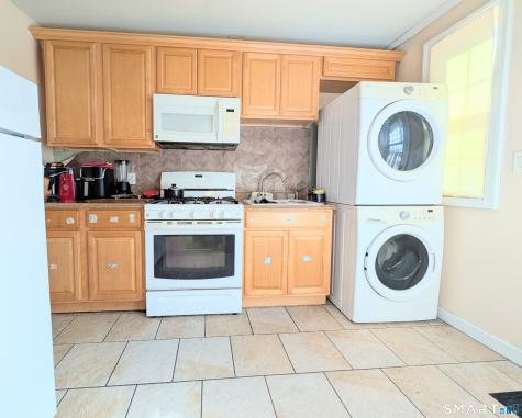63 Mencel Circle Bridgeport CT 06610