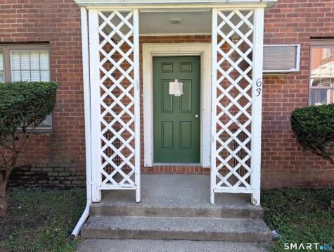 63 Mencel Circle Bridgeport CT 06610