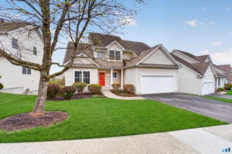 18 Tobins Court Danbury CT 06810