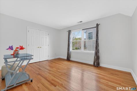 18 Tobins Court Danbury CT 06810