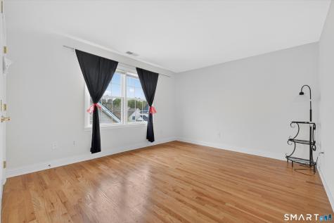 18 Tobins Court Danbury CT 06810