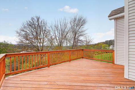 18 Tobins Court Danbury CT 06810