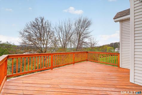18 Tobins Court Danbury CT 06810