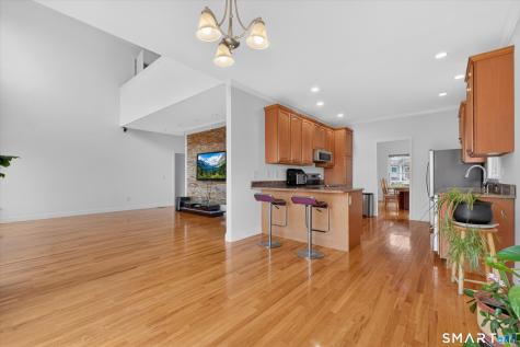 18 Tobins Court Danbury CT 06810