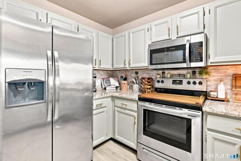 8 Rose Lane Danbury CT 06811