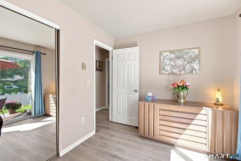 8 Rose Lane Danbury CT 06811
