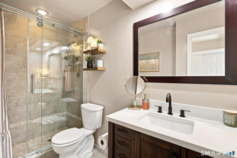 8 Rose Lane Danbury CT 06811