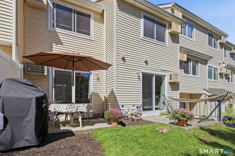 8 Rose Lane Danbury CT 06811