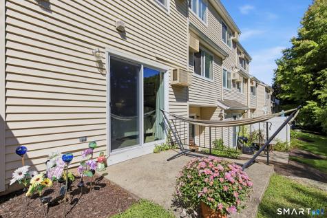8 Rose Lane Danbury CT 06811