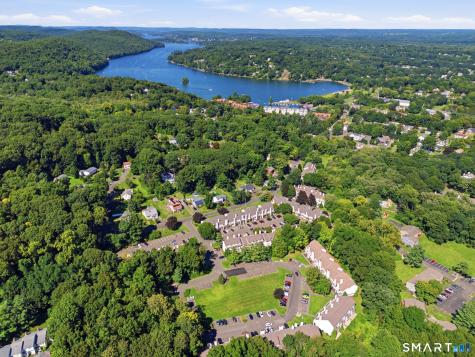 8 Rose Lane Danbury CT 06811
