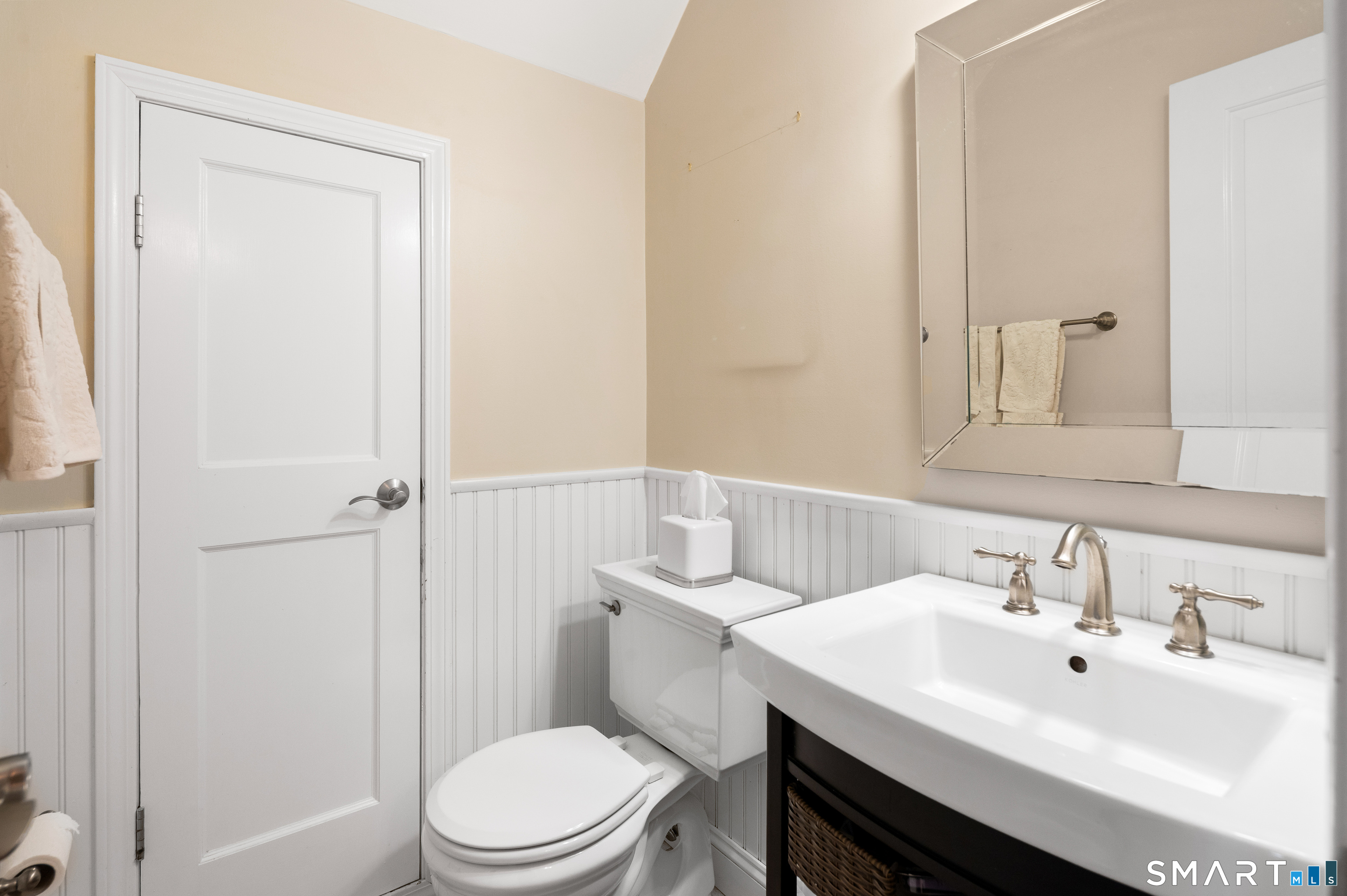 61 Seaview Avenue Stamford CT 06902