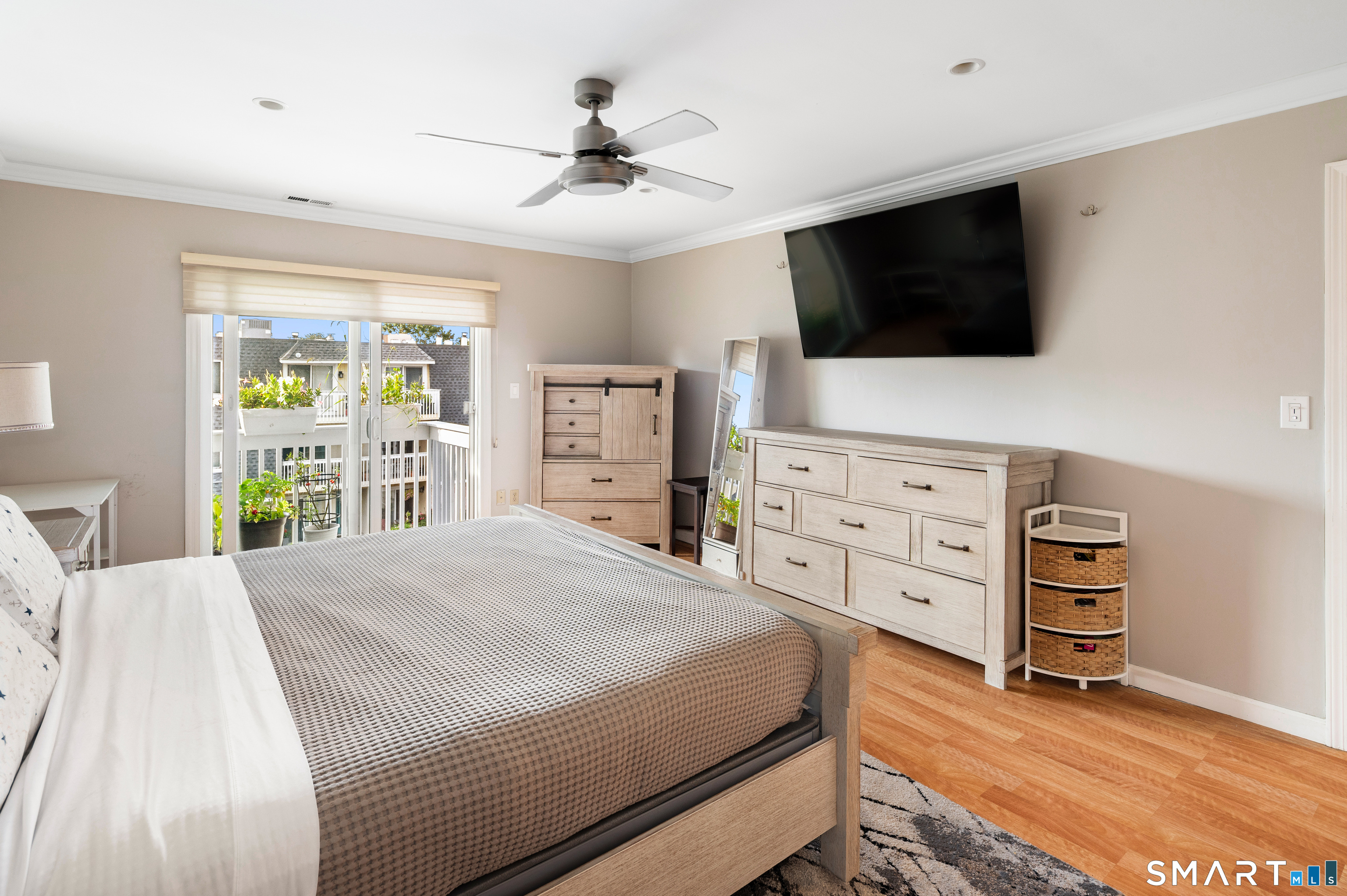 61 Seaview Avenue Stamford CT 06902