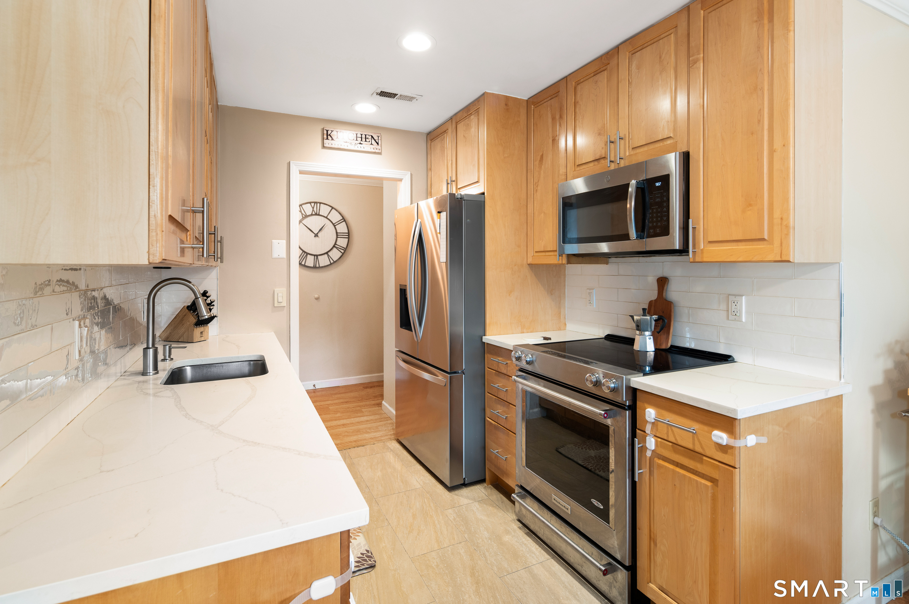 61 Seaview Avenue Stamford CT 06902