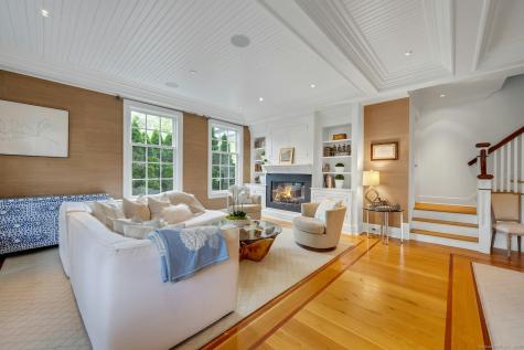 166 Rowayton Avenue Norwalk CT 06853