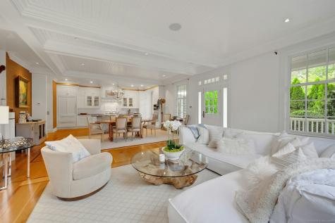 166 Rowayton Avenue Norwalk CT 06853