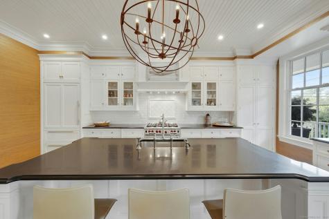 166 Rowayton Avenue Norwalk CT 06853