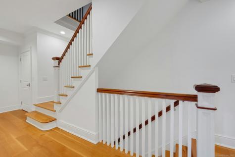 166 Rowayton Avenue Norwalk CT 06853