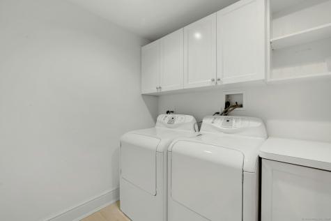 166 Rowayton Avenue Norwalk CT 06853