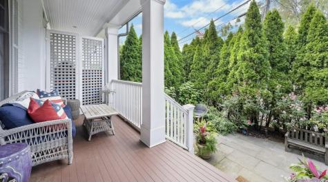 166 Rowayton Avenue Norwalk CT 06853