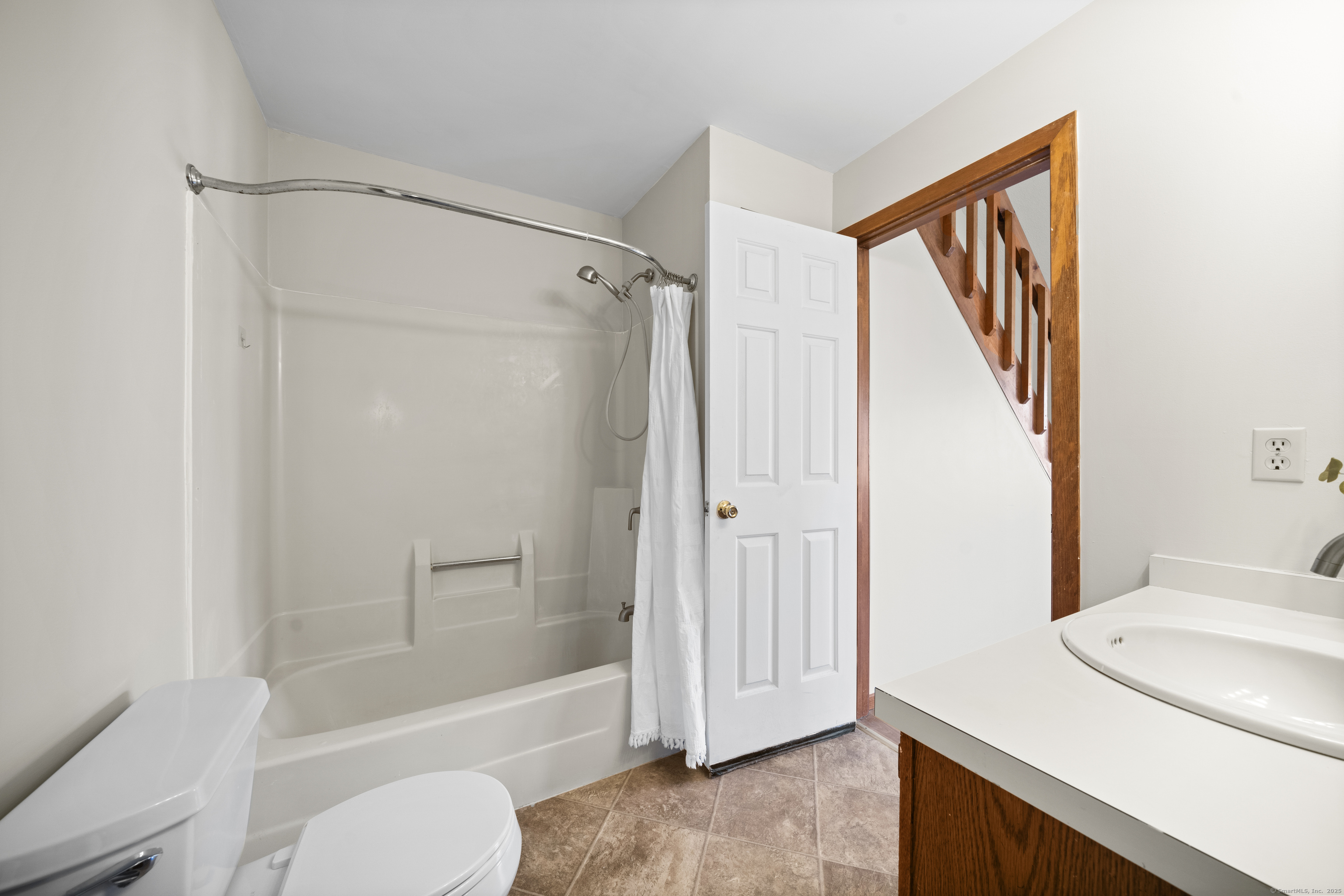 44 Tolland Avenue Stafford CT 06076