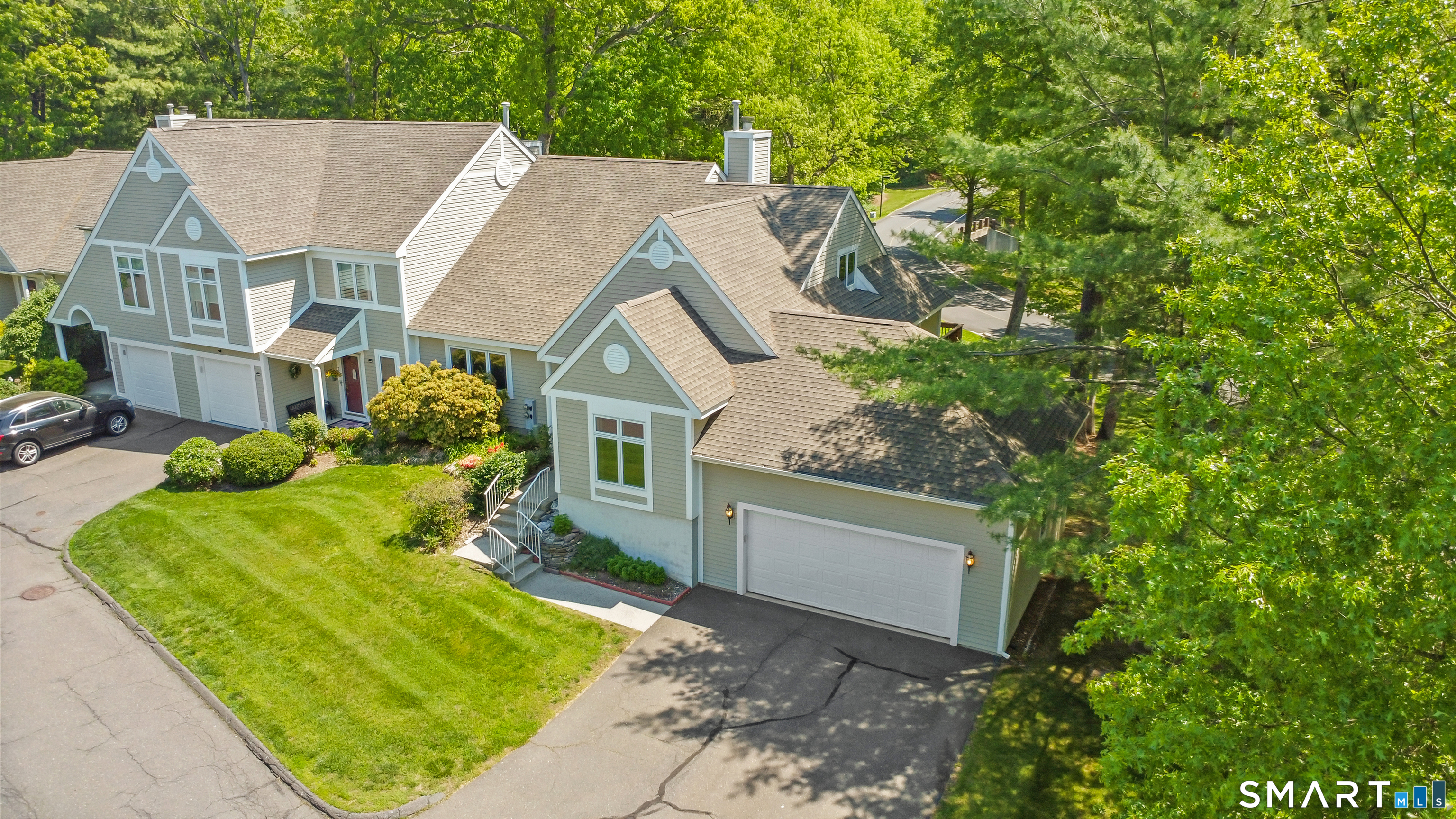 1 Greenwich Lane Avon CT 06001