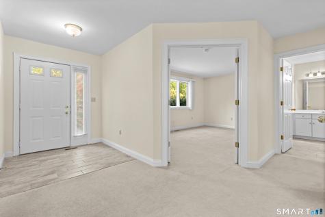 1 Greenwich Lane Avon CT 06001
