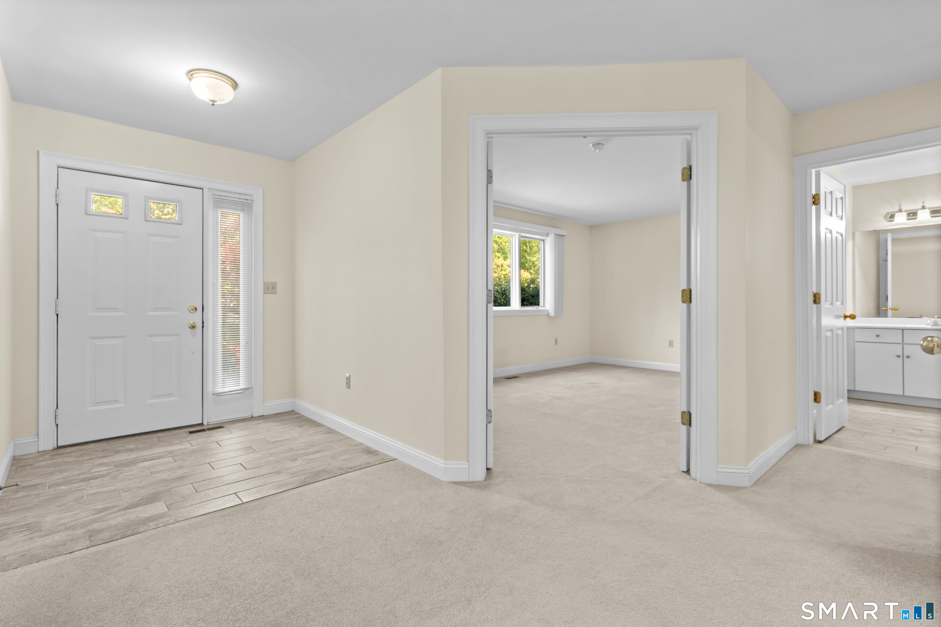 1 Greenwich Lane Avon CT 06001