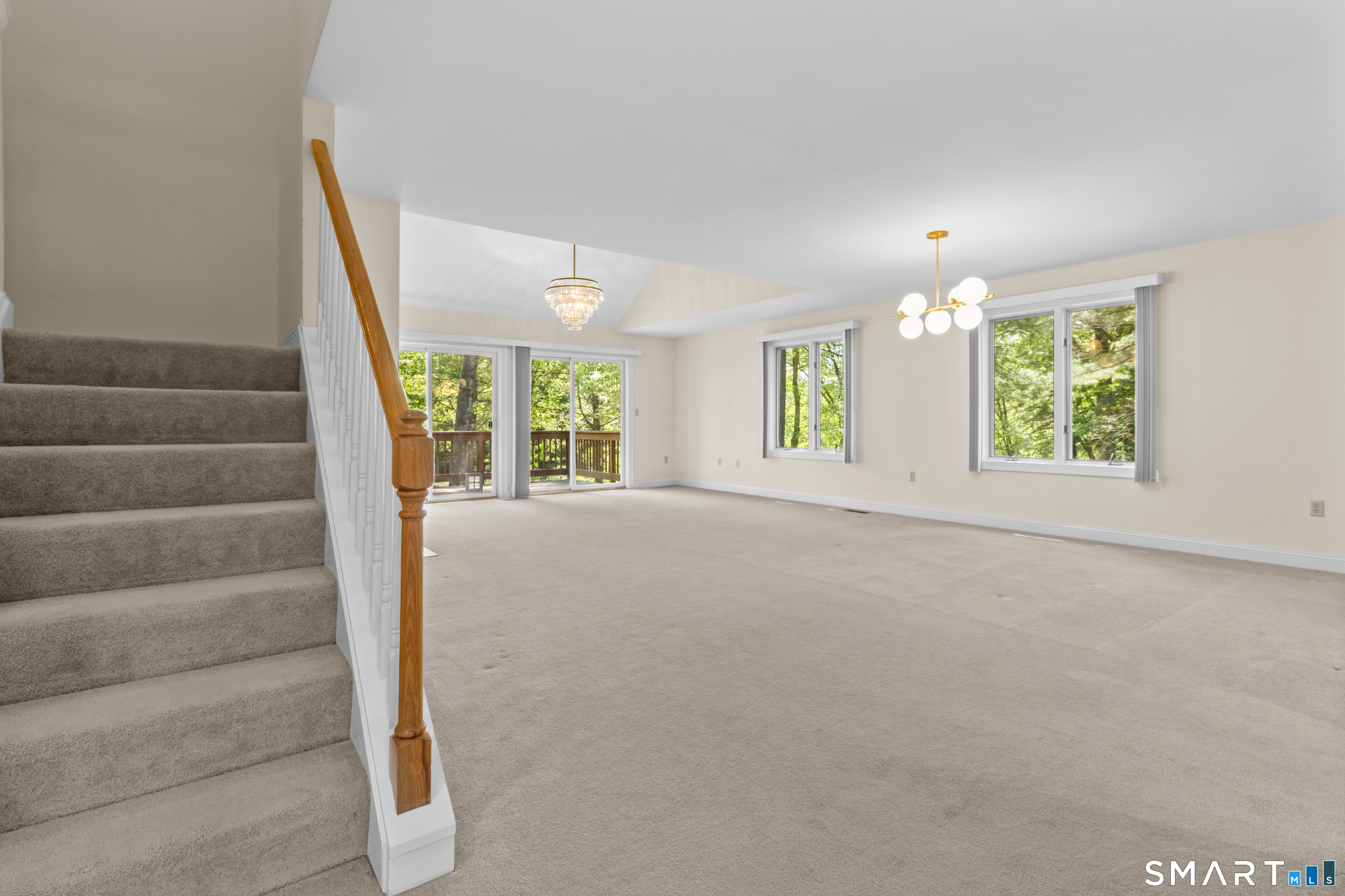 1 Greenwich Lane Avon CT 06001