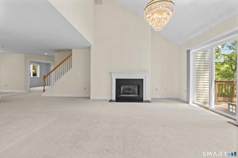 1 Greenwich Lane Avon CT 06001